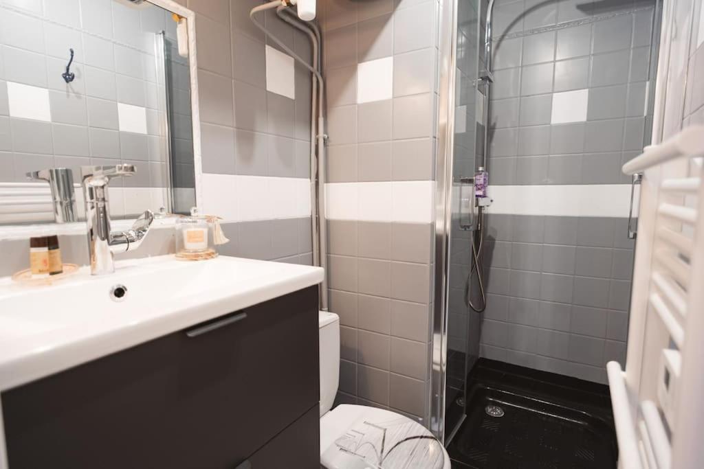 Apt Neuf 300M Plage Netflix Saint-Raphael  Ngoại thất bức ảnh